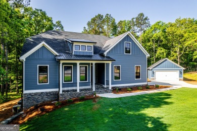 Lake Home For Sale in Eatonton, Georgia