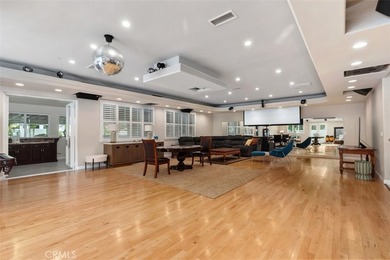 Extraordinary custom estate offering 5,316 sq. ft. of elegant - photo 18