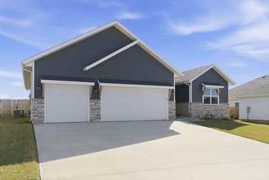 Welcome to 198 E Chloe Lane in Republic's Harper Ridge