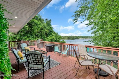 Welcome to this move-in ready waterfront retreat in the - photo 4