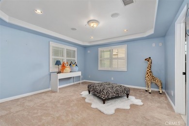 Extraordinary custom estate offering 5,316 sq. ft. of elegant - photo 46