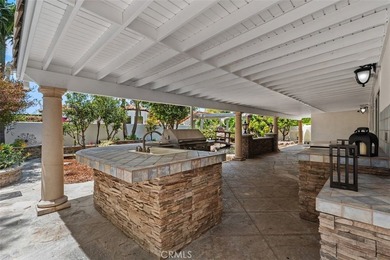 Extraordinary custom estate offering 5,316 sq. ft. of elegant - photo 54