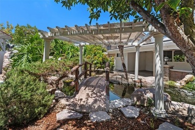 Extraordinary custom estate offering 5,316 sq. ft. of elegant - photo 55