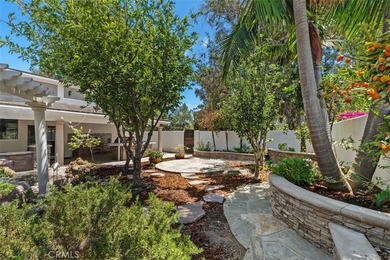 Extraordinary custom estate offering 5,316 sq. ft. of elegant - photo 56