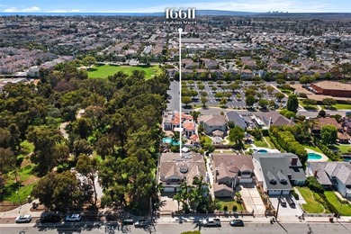 Extraordinary custom estate offering 5,316 sq. ft. of elegant - photo 60