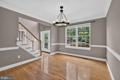 Beautifully maintained 4-Bedroom home on close to a half acre - photo 10