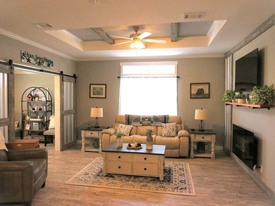 This beautiful 1393 square feet, 2.0 bed 2.0 bath Manufactured - photo 10