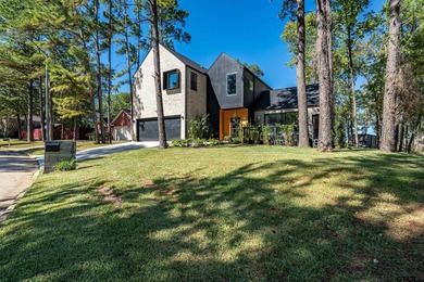 Lake Home For Sale in Montgomery, Texas