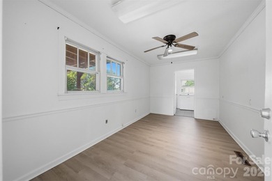 3497 Hickory Blvd in Hudson, North Carolina presents an - photo 17