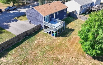 Welcome home to this beautifully maintained 3-bedroom raised - photo 7