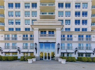 Set high above the shoreline in the prestigious Carnegie Tower - photo 24