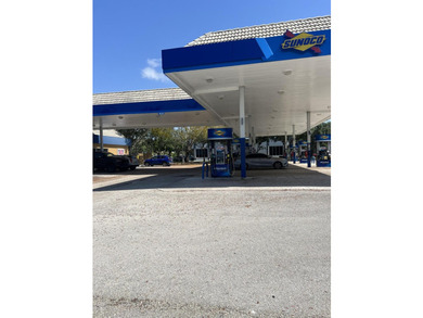 Perfect opportunity to own a gas station with car wash and - photo 1