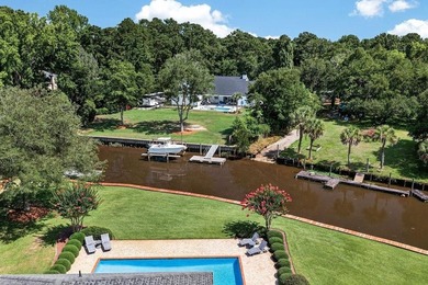Experience the best of waterfront living at 62 Caretaker Lane - photo 3