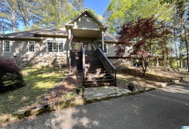 Lake Home Sale Pending in Guntersville, Alabama