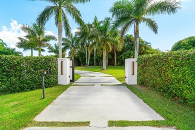 Jupiter waterfront paradise! This 3BR/3.5BA CBS home with office - photo 2