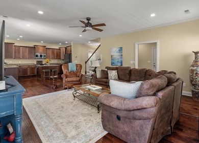 Welcome home to this beautifully maintained 4-bedroom, 2.5-bath - photo 7