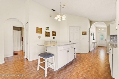 OWNER MOTIVATED! . This inviting property features an open floor - photo 12