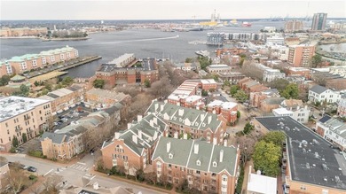 Elizabeth River Condo For Sale in Norfolk Virginia