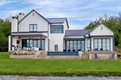 Lake Home For Sale in Malakoff, Texas