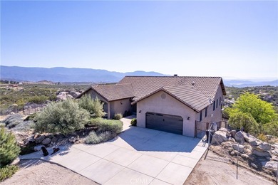 (private lake, pond, creek) Home For Sale in Aguanga California