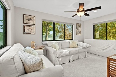 NEW PRICE!! Sunshine and Water....Lakefront living at its - photo 12