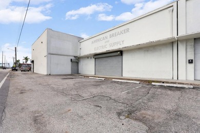 Vacant 12,013 SF flex/industrial warehouse with mezzanine - photo 3