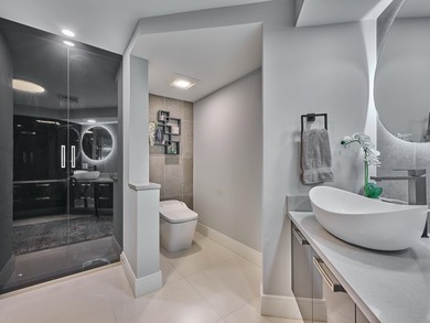 Luxurious Move-in Ready, Fully Updated Waterfront Condo in - photo 18