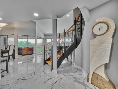 Luxurious Move-in Ready, Fully Updated Waterfront Condo in - photo 19