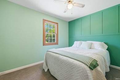 LAKEFRONT 4 bedrooms, 3 full baths with a wonderful view on - photo 21