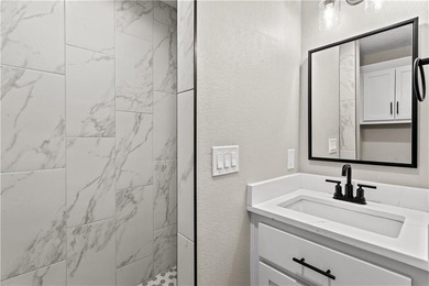 NEW PRICE!! Sunshine and Water....Lakefront living at its - photo 25