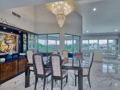 Luxurious Move-in Ready, Fully Updated Waterfront Condo in - photo 27