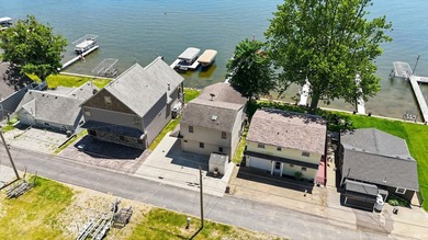 LAKEFRONT 4 bedrooms, 3 full baths with a wonderful view on - photo 31