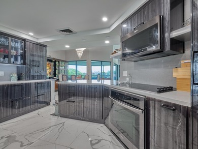 Luxurious Move-in Ready, Fully Updated Waterfront Condo in - photo 34