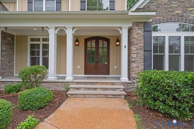 Lovely custom-built home presents a rare opportunity to - photo 7