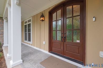 Lovely custom-built home presents a rare opportunity to - photo 8