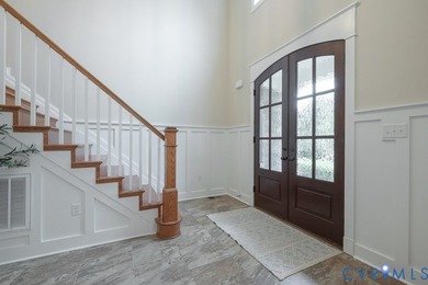 Lovely custom-built home presents a rare opportunity to - photo 10