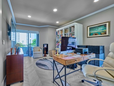 Luxurious Move-in Ready, Fully Updated Waterfront Condo in - photo 43