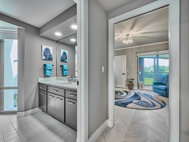 Luxurious Move-in Ready, Fully Updated Waterfront Condo in - photo 49