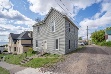 (private lake, pond, creek) Home For Sale in Duluth Minnesota