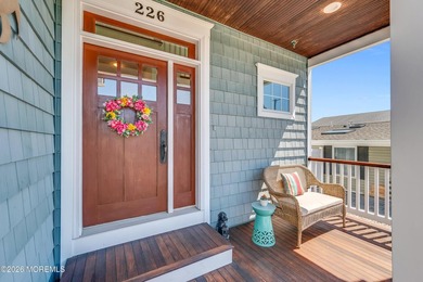 Stunning custom-designed 4BR, 3BA waterfront home on a wide - photo 6