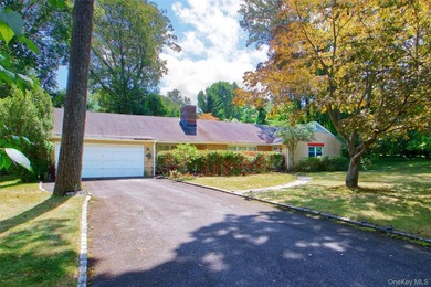 Welcome to the Village of Roslyn Estates. Set on a flat and - photo 1