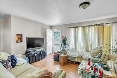Ideal investment property. Income already generated with - photo 3