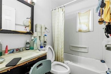 Ideal investment property. Income already generated with - photo 7