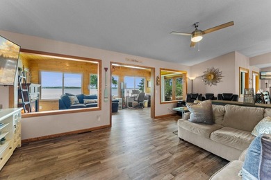 Lake Washington living at its finest! Enjoy 100 feet of - photo 15