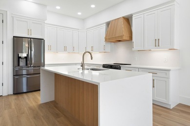 NEW CONSTRUCTION 3 bedroom, 2 bath almost 2,400 Sq Ft resort - photo 16