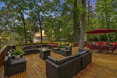Experience luxury lakefront living on Lake Hamilton in Hot - photo 1