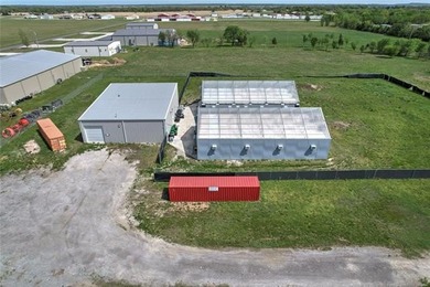 Exceptional opportunity to acquire a fully equipped - photo 22