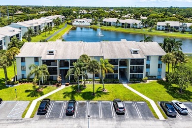 Impeccably maintained residence in the gated community of Palm - photo 26