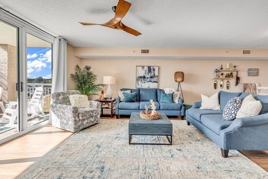 This upscale 2-bedroom, 2-bath luxury villa offers the perfect - photo 7