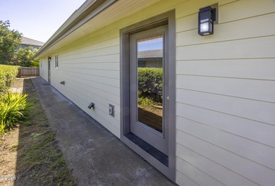 Enjoy one-level living in this 1536 sf, 3-bedroom, 2-bath home - photo 29